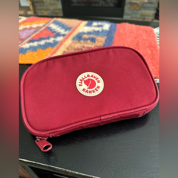 Fjallraven Handbags - 🇸🇪 Fjällräven Kånken Travel Wallet in Deep Red